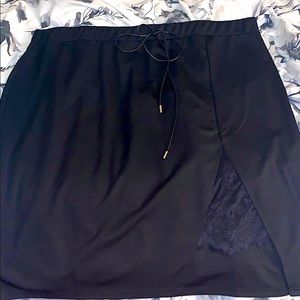 NWOT Plus size pencil skirt with lace insert